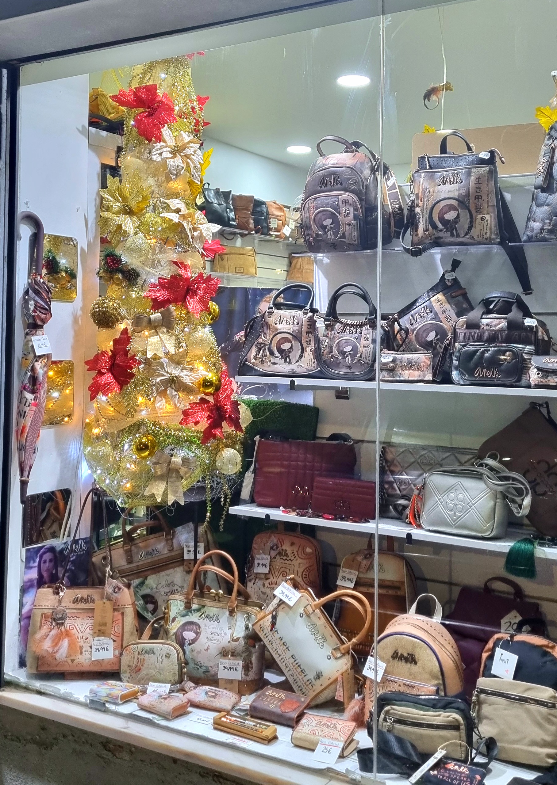 Montra da 22ª edição do XXII Concurso Montras de Natal - Inédit