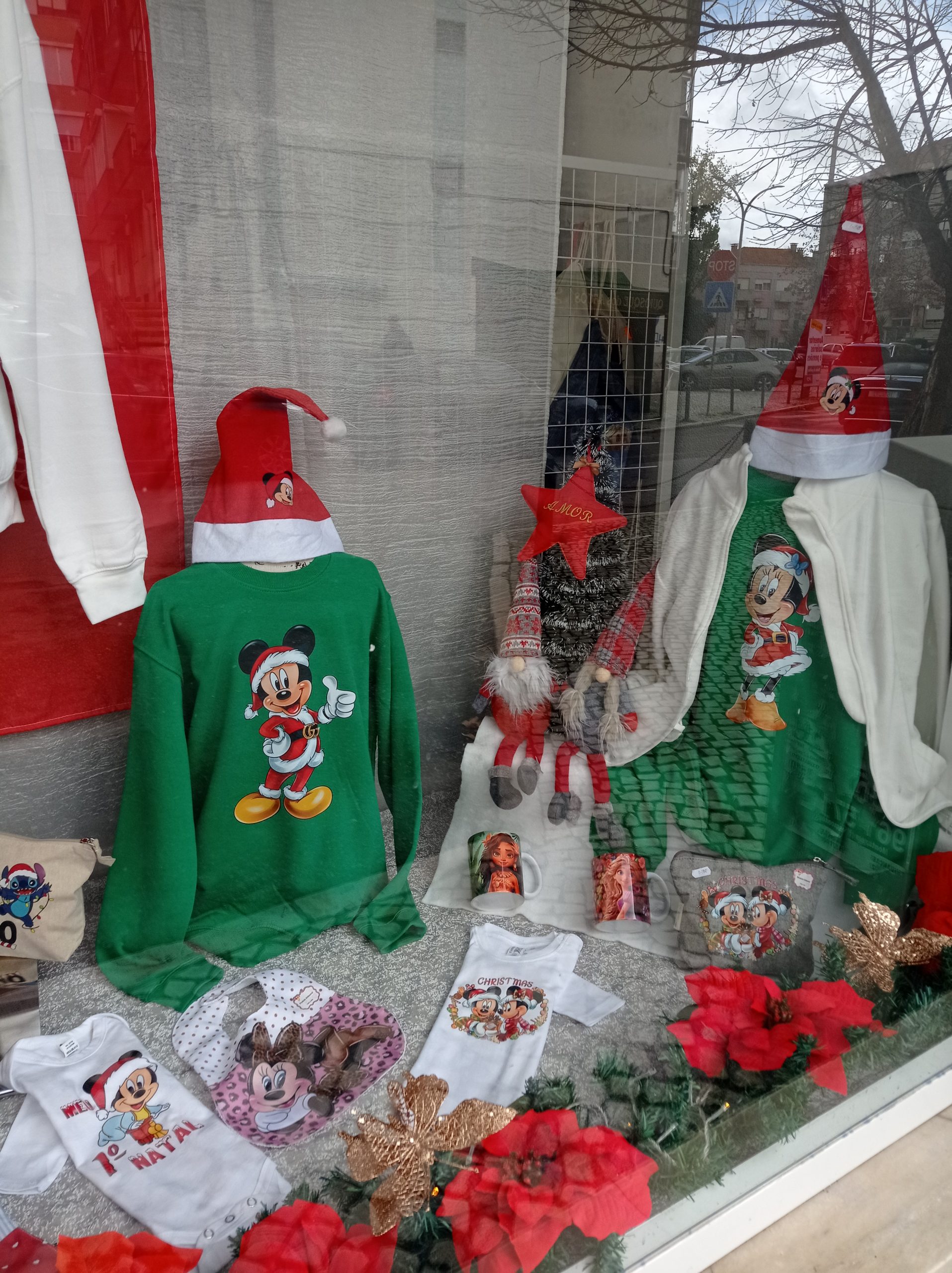 Montra da 22ª edição do XXII Concurso Montras de Natal - Loja Paulartes