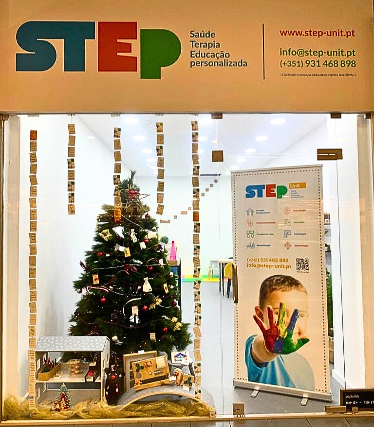Montra da 22ª edição do XXII Concurso Montras de Natal - STEp Saúde