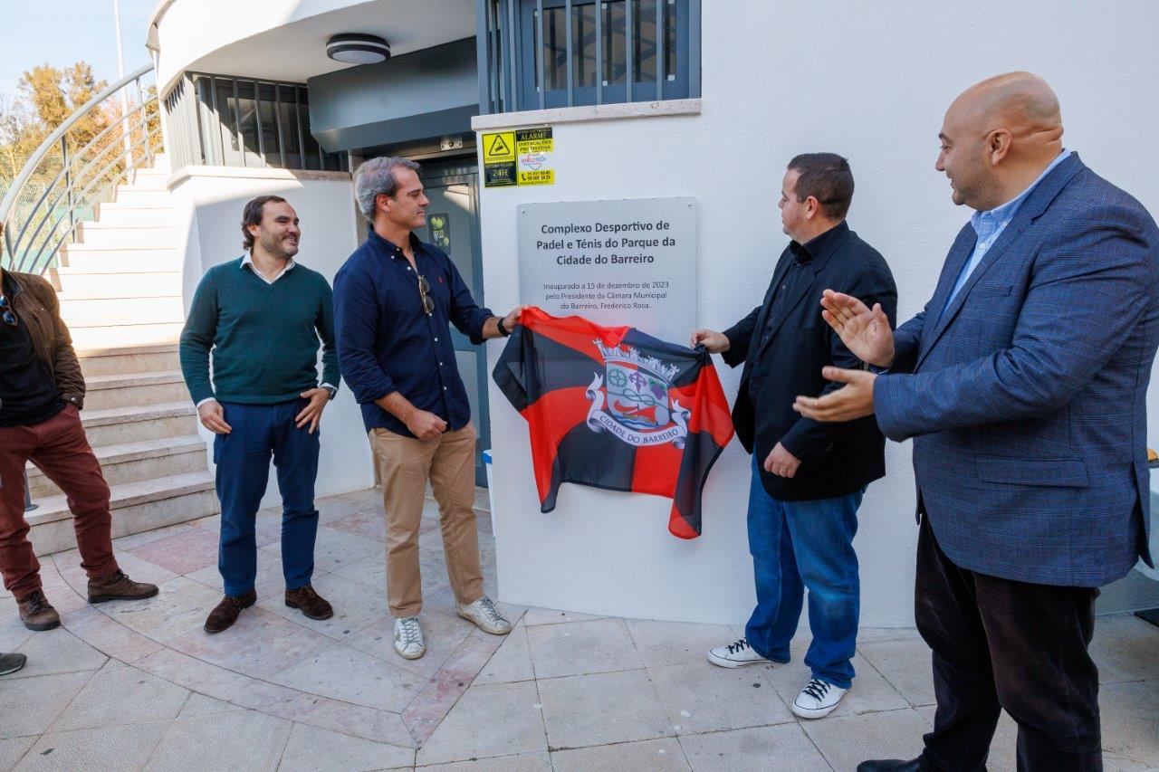 Barreiro inaugurou seis campos de padel, balneários, bar e esplanada, com campo de ténis