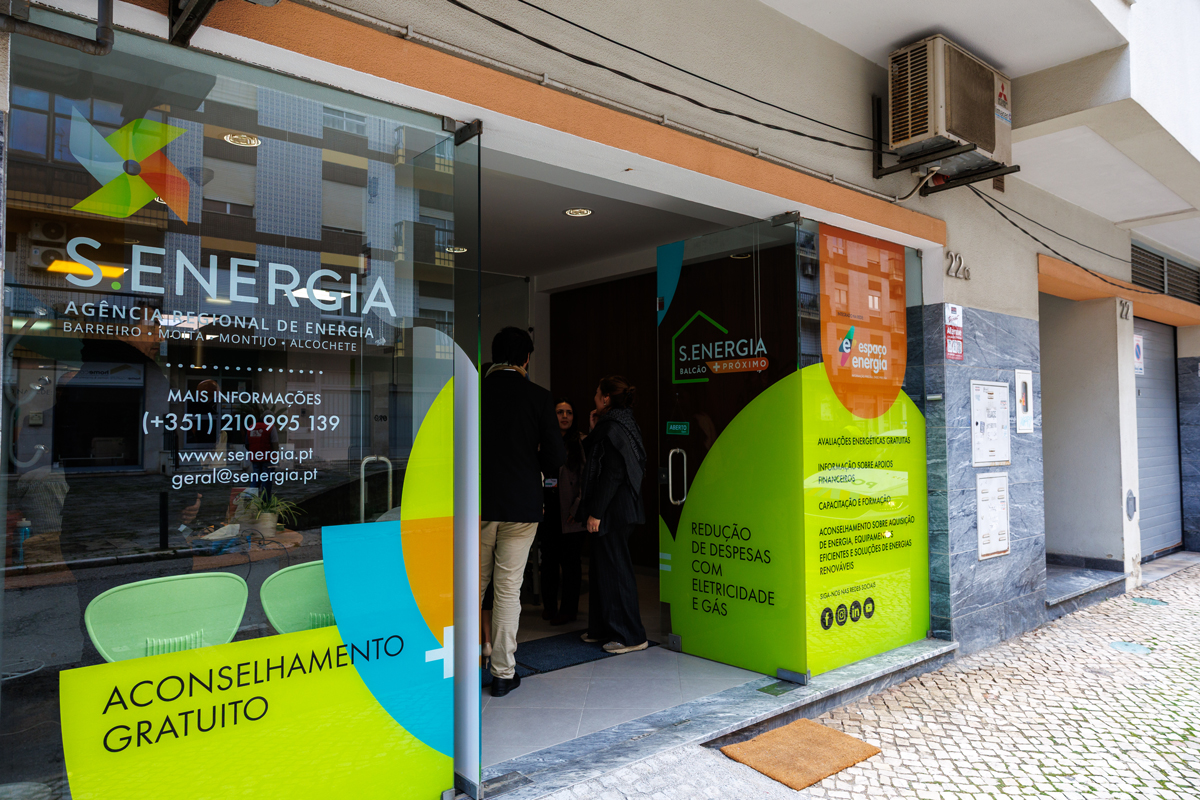 Fachada do Balcão de Atendimento S.Energia no Barreiro