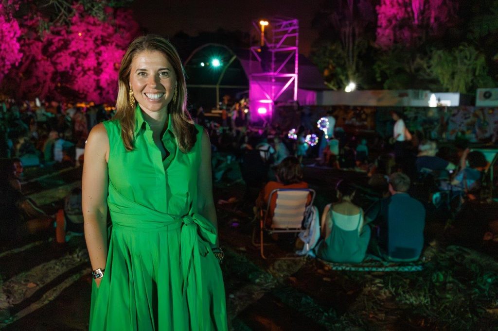 Fotografia de Jazz no Parque 2025 com a Vereadora Sara Ferreira