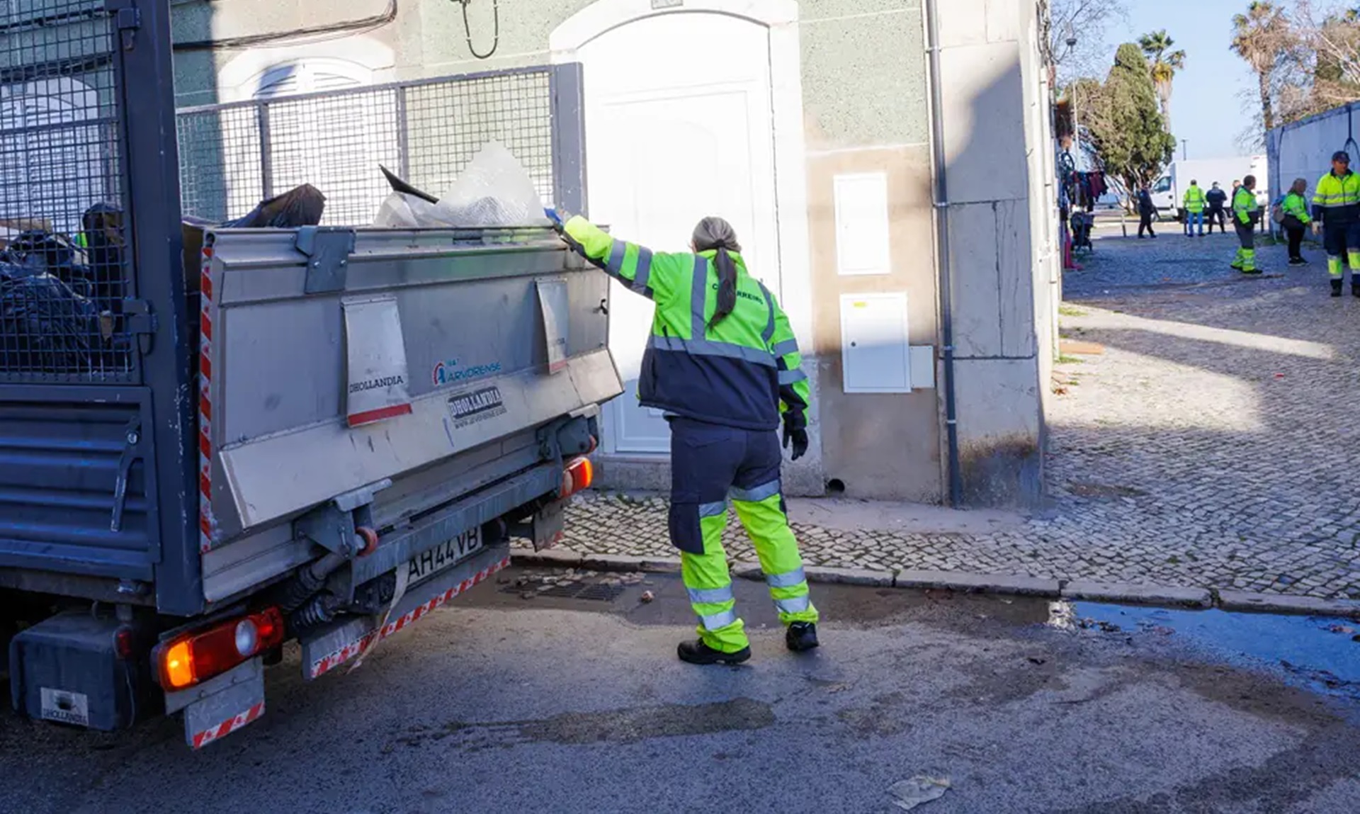 Fotografia do arquivo CMB de Ação de Limpeza no Barreiro Velho