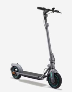 Trotinetes elétricas da marca BTWIN