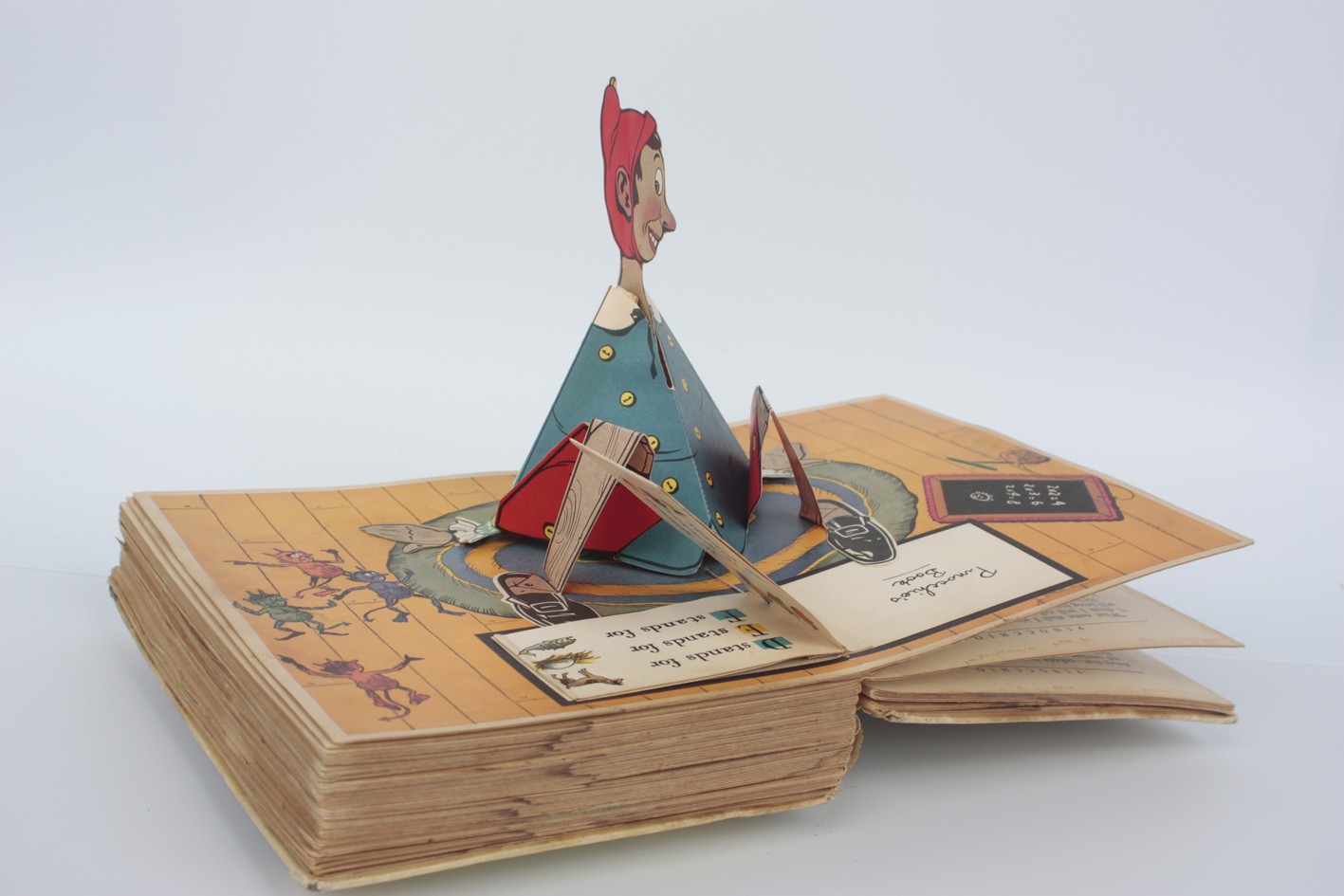 Exposição de Livros Pop – UP e Oficina de Livros