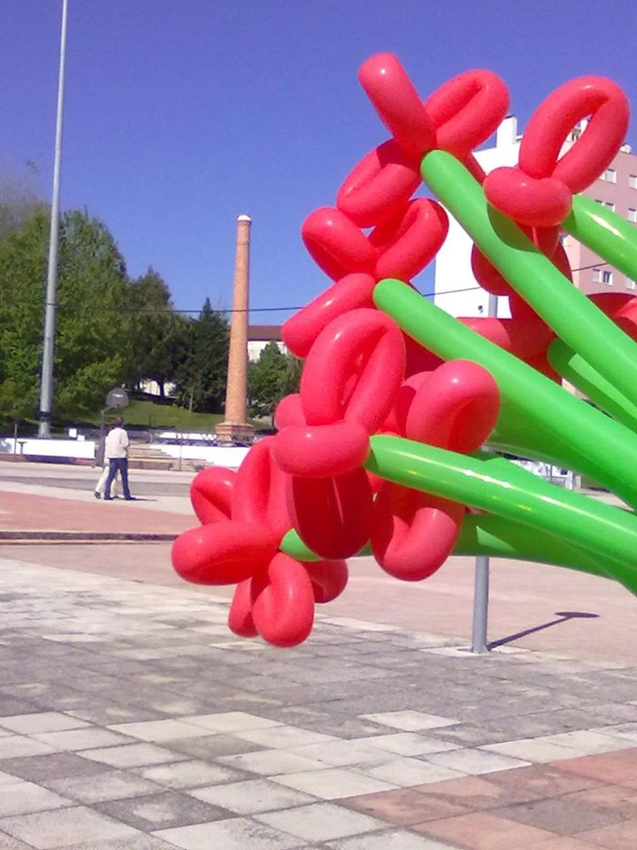 CANCELADO | Ateliê de Moldagem de Balões – Cravos de Abril