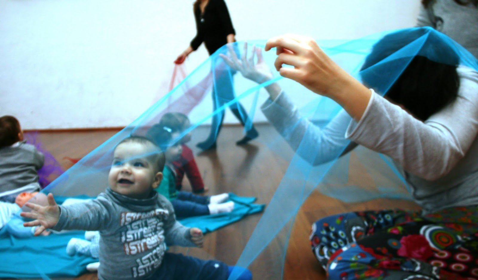 Xururuca | Oficina de dança para Famílias